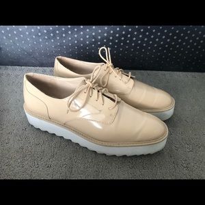 Nude oxfords